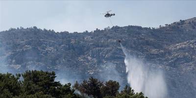 Yunanistan'da orman yangınları, itfaiye ekiplerini alarma geçirdi
