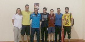 Badmintonda büyükler yarıştı