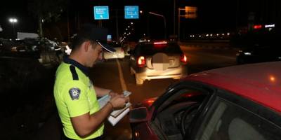 10 araç trafikten men edildi, beş kişi tutuklandı