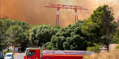 Fransa'nın güneyinde çıkan yangın nedeniyle Marsilya'daki havalimanı kapatıldı