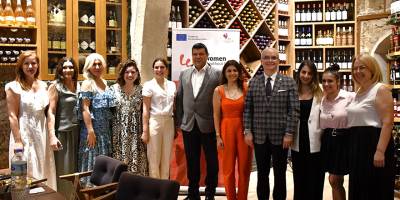 DAÜ’de STEM alanlarında eğitim gören kadın öğrencilere yönelik yemek düzenlendi