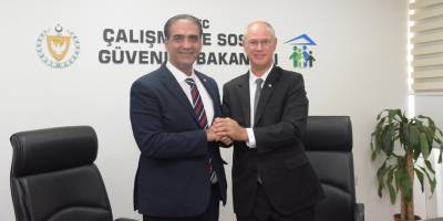 Gardiyanoğlu bakanlık görevini Hasipoğlu’na devretti