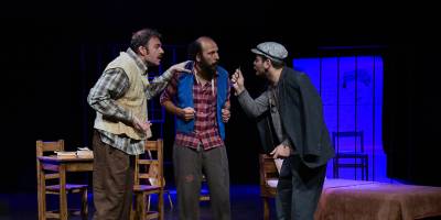 Dünya şairi Nazım Hikmet Lefkoşa Belediye tiyatrosu sahnesinde...