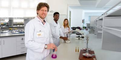 DAÜ Eczacılık Fakültesi yeni akademik yıla başladı