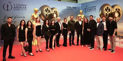 Ömer Evre’nin yönettiği “Tuvaldeki Sır” Galası’nı 62. Antalya Altın Portakal’da yaptı