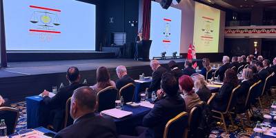 "Anayasal İfade Özgürlüğü ile Sosyal Medyanın Kesişimi” konulu konferans yapılıyor