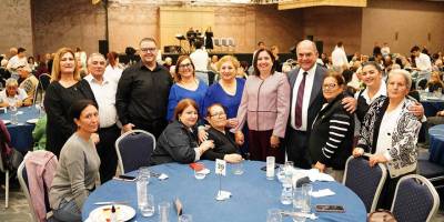 Değirmenlik Akıncılar Belediyesi, yaşlılar günü yemeği düzenledi