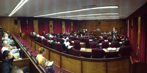 Mecliste yeni tüzükle ilk toplantı