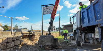 Gazimağusa Belediyesi, Baykal mahallesinde geniş çaplı temizlik başlattı...