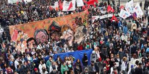 Şilide öğrenciler SOKAKTA