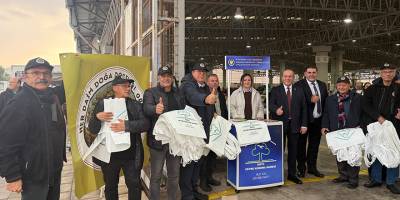 Her Daim Doğa Dostları Grubu, Mağusa’da halka, yeniden kullanılabilir çantalar dağıttı