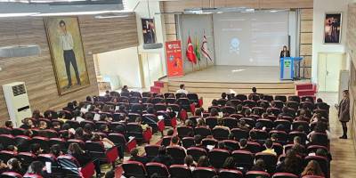 Telsim'in güvenli internet eğitimleri sürüyor