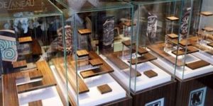 Mücevher fuarında soygun