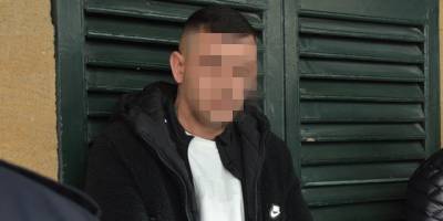 Sırt çantasında canlı mermi bulundu!