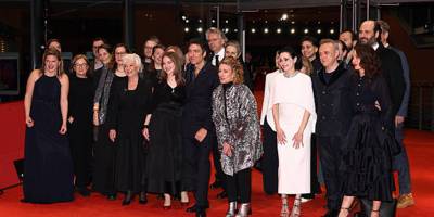 Sarı Zarflar Ülkesi'nde birlik, bütünlük ve vicdanın çöküşünün bir aile üzerinden resmedilişi