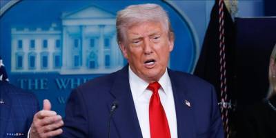 Trump, tüm ülkelere yüzde 10 tarife uygulanmasına ilişkin kararı imzaladı