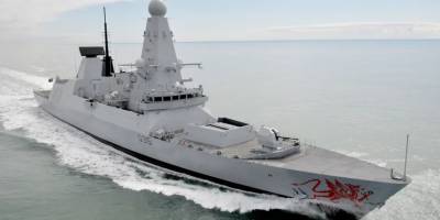 İngiltere, Kıbrıs'a savaş gemisi gönderiyor