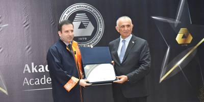 DAÜ Akademik Ödül Töreni yapıldı