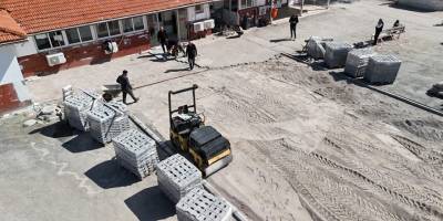 Cengiz Topel Hastanesi girişine çevre düzenlemesi