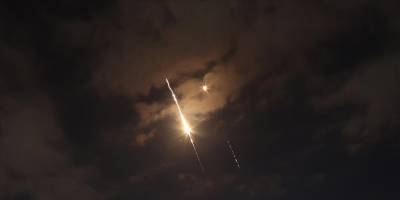 İran İsrail'e gece boyunca 6 misilleme saldırısı düzenledi