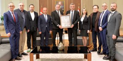 Cumhurbaşkanı Erhürman, Dış Basın Birliği heyetini kabul etti