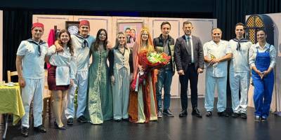 Esentepe Kültür Sarayı Dünya Tiyatro Günü’nde yeniden kapılarını açtı