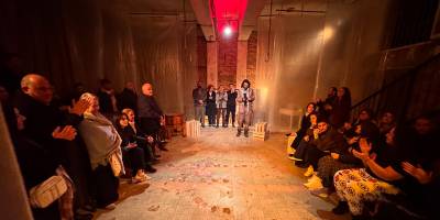 Kıbrıs Türk Devlet Tiyatroları’nın “Maskeliler” oyunu prömiyer yaptı