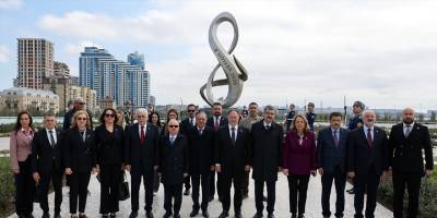 Cumhuriyet Meclisi heyeti Bakü’de ziyaretlerde bulundu