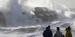 Şiddetli fırtına nedeniyle 2 kişi öldü