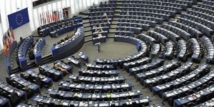 AKELden Kıbrıslıtürklere DESTEK