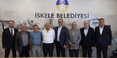 Kıbrıs Türk Belediye Başkanları Derneği’nden Sadıkoğlu’na ziyaret