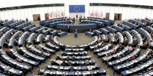 AB genelinde katılım %43.11