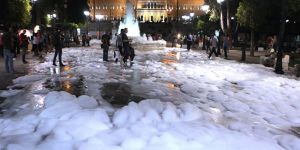 Yunanistanda seçim şakası