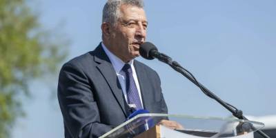 Türkiye'de, Güzelbahçe Belediye Başkanı Mustafa Günay görevinden uzaklaştırıldı