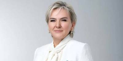 CHP Milletvekili Nimet Özdemir partisinden istifa etti