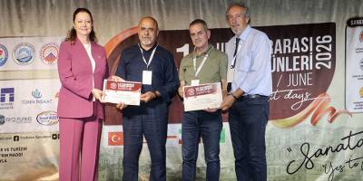 Hasan Bağlar Trabzon'da 16. Uluslararası Sanat Günleri'nde sunum yaptı