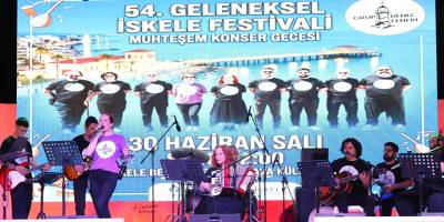 Geleneksel İskele Festivali’nde yerli sanatçılar konseri düzenlendi