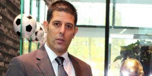 Kamalı büyük düşünüyor