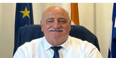EDEK Başkanı Nikos Anastasiu istifa etti