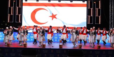 İskele Belediyesi Halk Dansları Topluluğu, Samsun'da sahne aldı