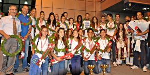 Şampiyonlara coşkulu karşılama