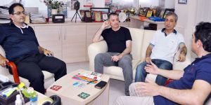 Siyasi irade sağlık alanında hukuka bağlı kalmalı