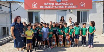 İlkokul öğrencileri GMB Başkanı Uluçay’ı ziyaret etti ve barınağa bağış yaptı