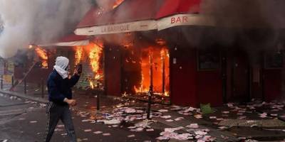 Fransa'da protestolarda 2 bin 100'den fazla gözaltı
