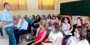 “Dur! O daha çocuk”