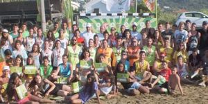 Plajlar hentbolla renklendi