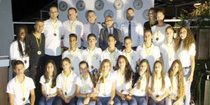 Başarılılar ödüllerini aldı