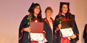 YDÜ Tıp Fakültesi ilk mezunlarını verdi