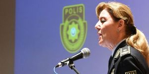 Poliste buruk kutlama