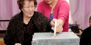 OY VERME İŞLEMİ SÜRÜYOR